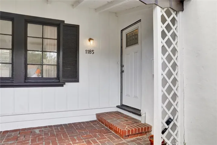 1185 Entrance