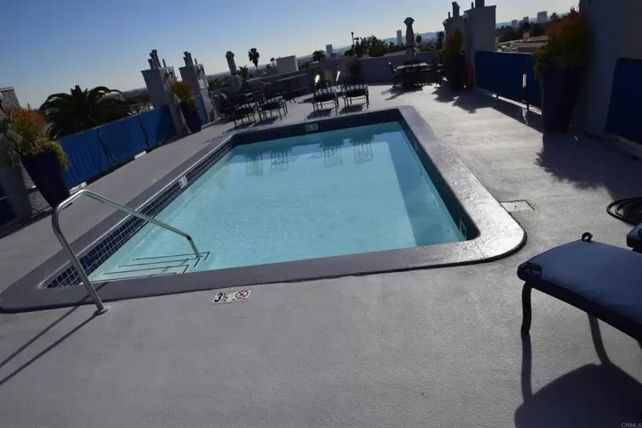 1355 N Sierra Bonita Avenue 204, West Hollywood, California 90046