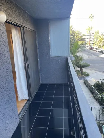 1355 N Sierra Bonita Avenue 204, West Hollywood, California 90046
