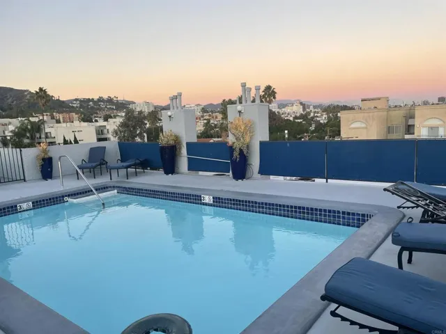1355 N Sierra Bonita Avenue 204, West Hollywood, California 90046