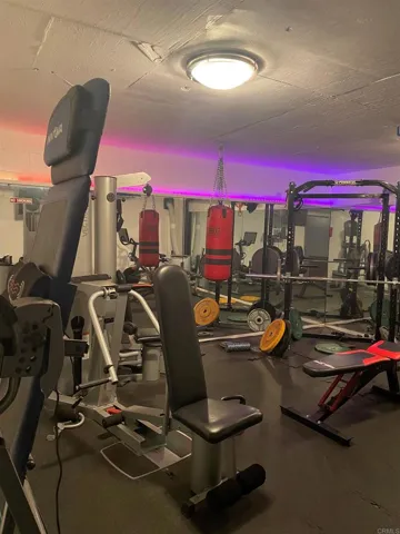 1355 N Sierra Bonita Avenue 204, West Hollywood, California 90046