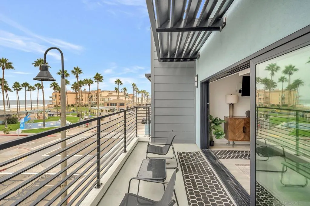 807 Seacoast Dr, Imperial Beach, California 91932 home-pic-17