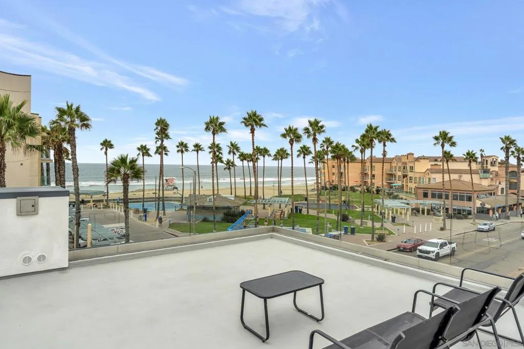 807 Seacoast Dr, Imperial Beach, California 91932 home-pic-46
