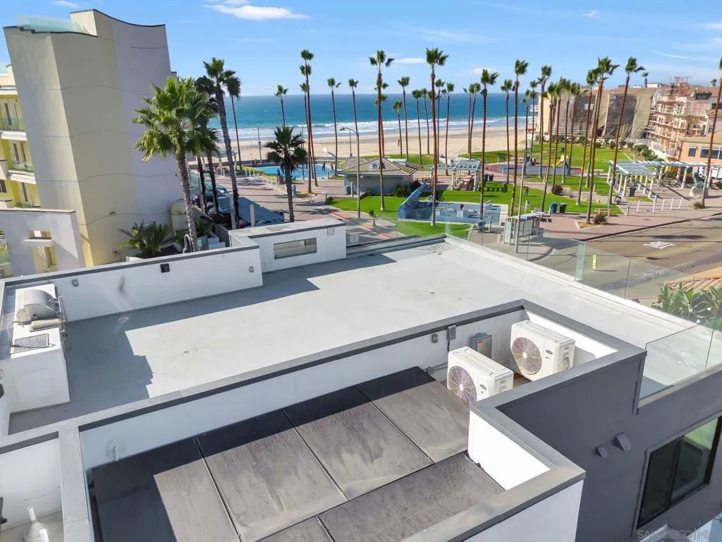 807 Seacoast Dr, Imperial Beach, California 91932 home-pic-26