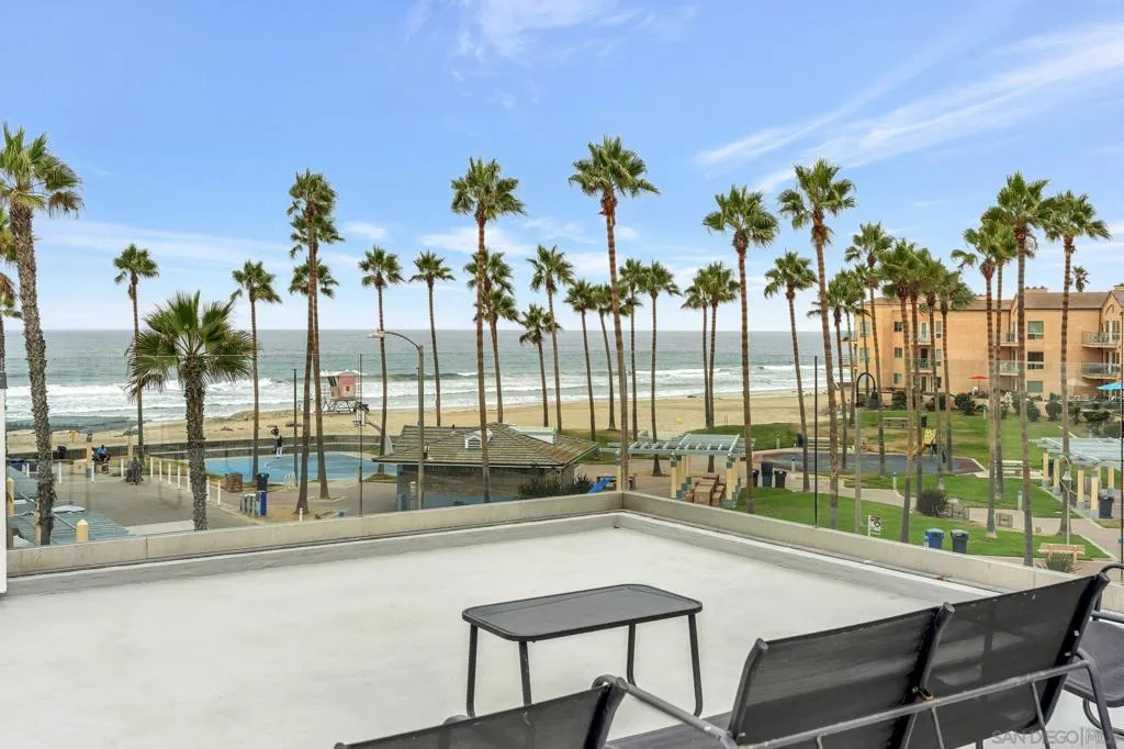 807 Seacoast Dr, Imperial Beach, California 91932 home-pic-4