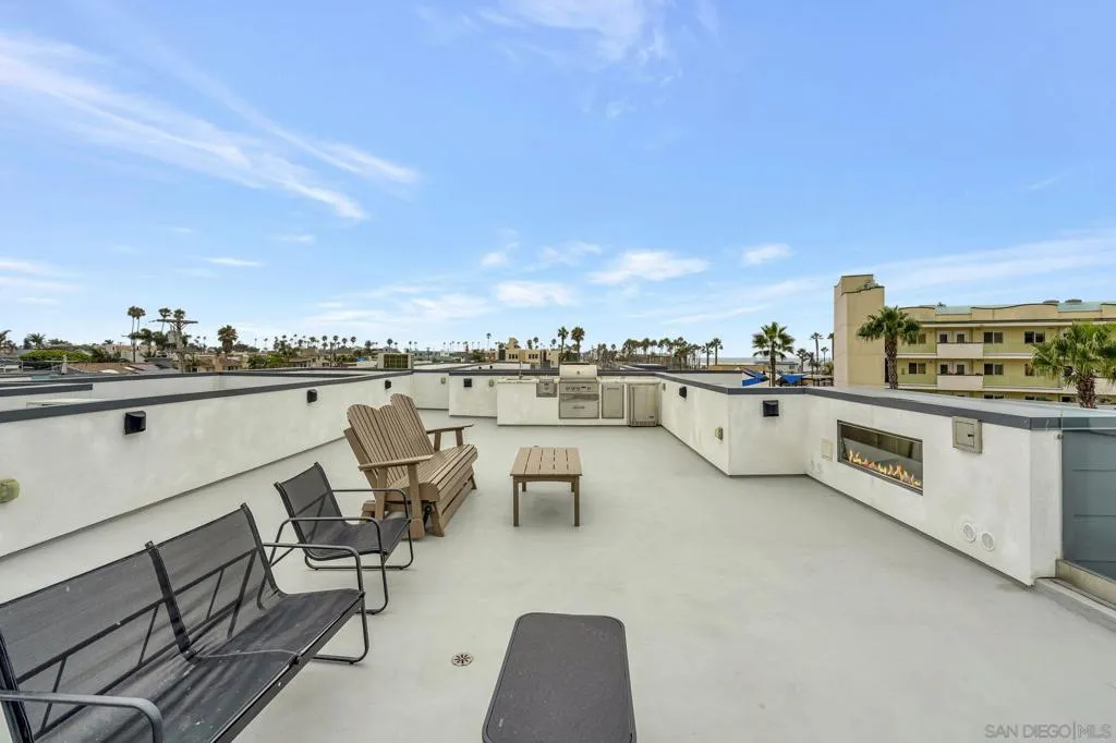807 Seacoast Dr, Imperial Beach, California 91932 home-pic-5