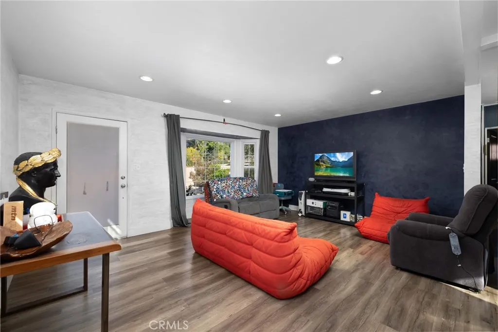 3456 Division, Los Angeles, California 90065 home-pic-7