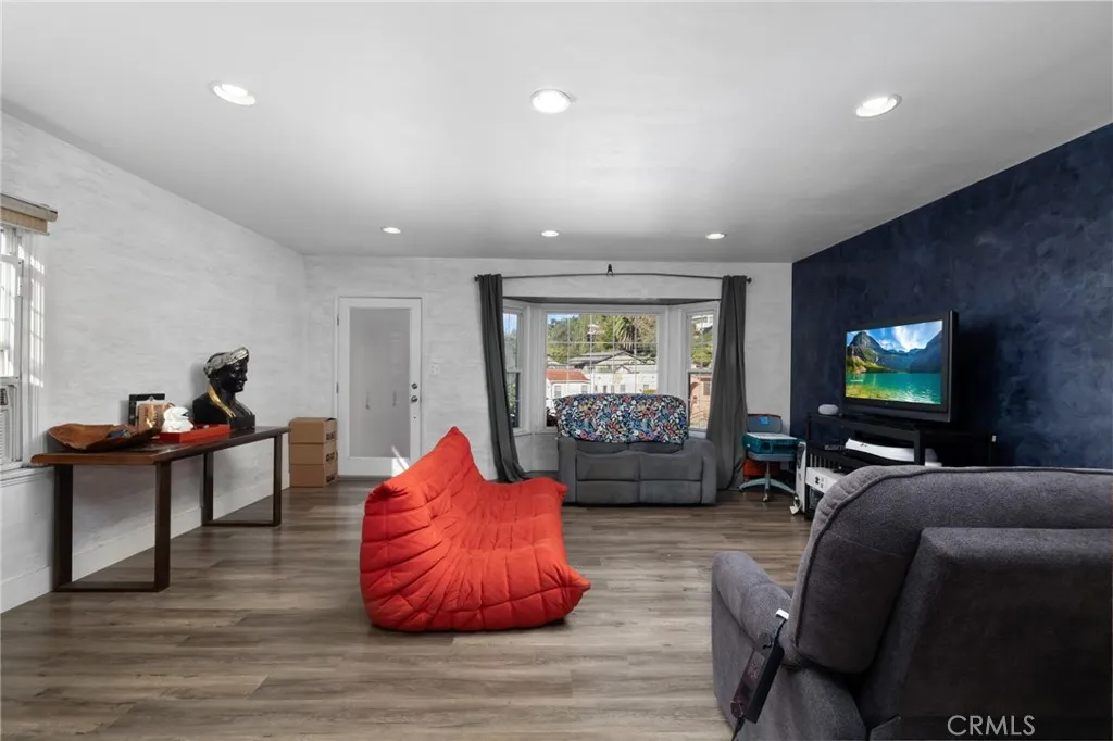 3456 Division, Los Angeles, California 90065 home-pic-6
