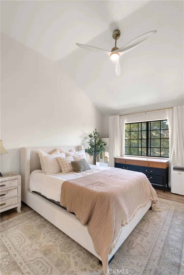 20212 Sealargo Lane 203, Huntington Beach, California 92646 home-pic-25