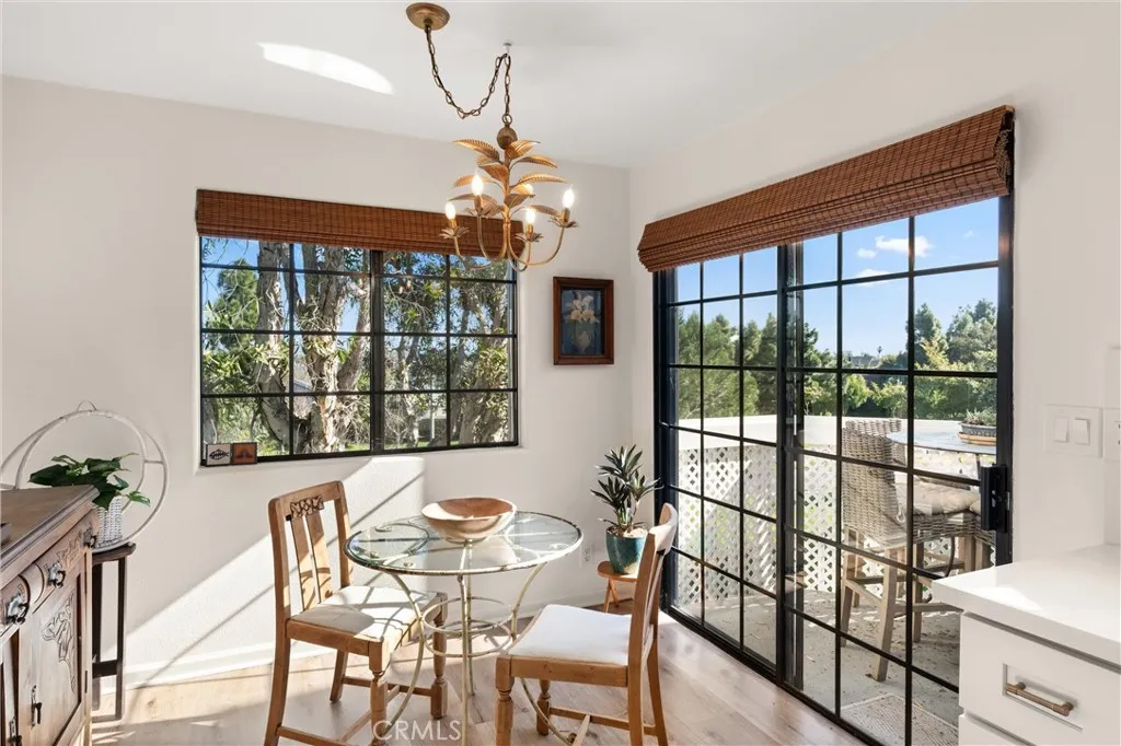 20212 Sealargo Lane 203, Huntington Beach, California 92646 home-pic-3