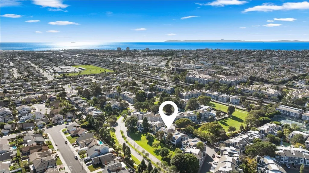 20212 Sealargo Lane 203, Huntington Beach, California 92646 home-pic-33