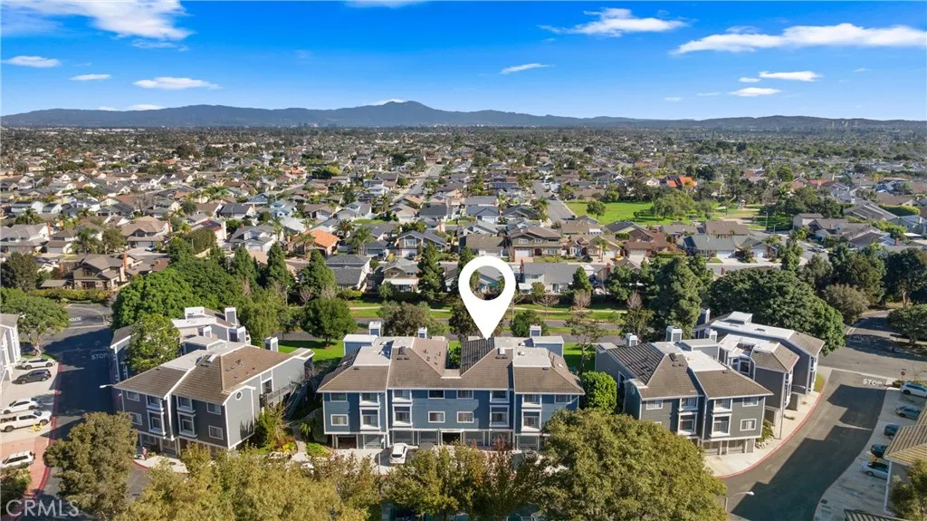 20212 Sealargo Lane 203, Huntington Beach, California 92646 home-pic-34