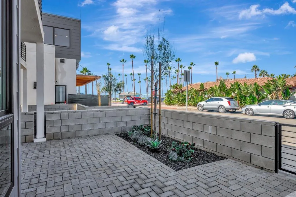 109 Daisy Ave, Imperial Beach, California 91932 home-pic-49