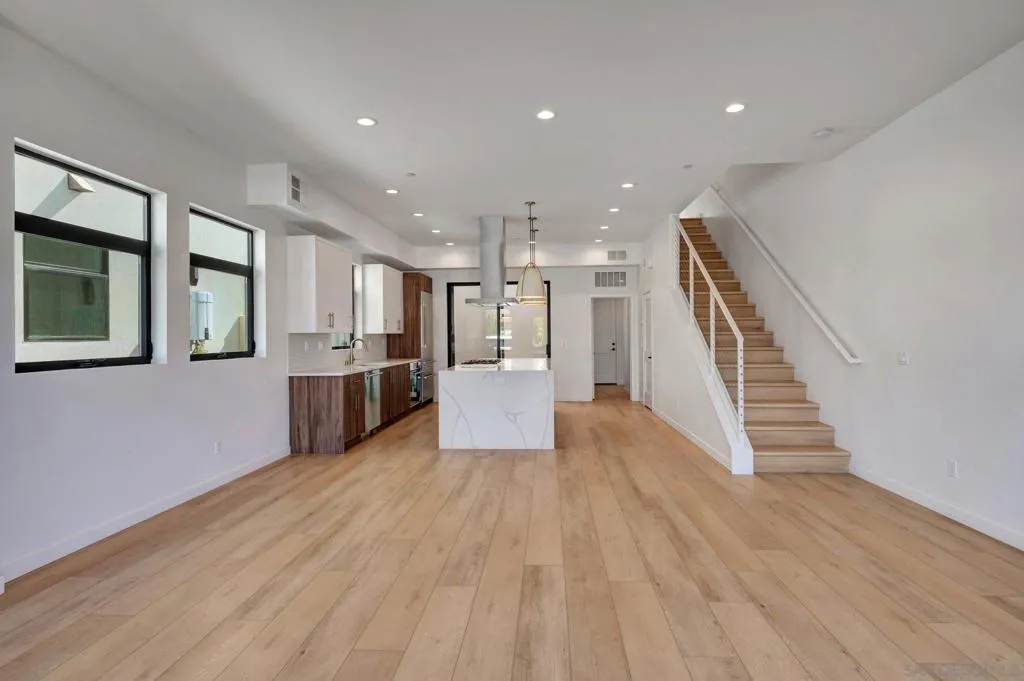 109 Daisy Ave, Imperial Beach, California 91932 home-pic-26
