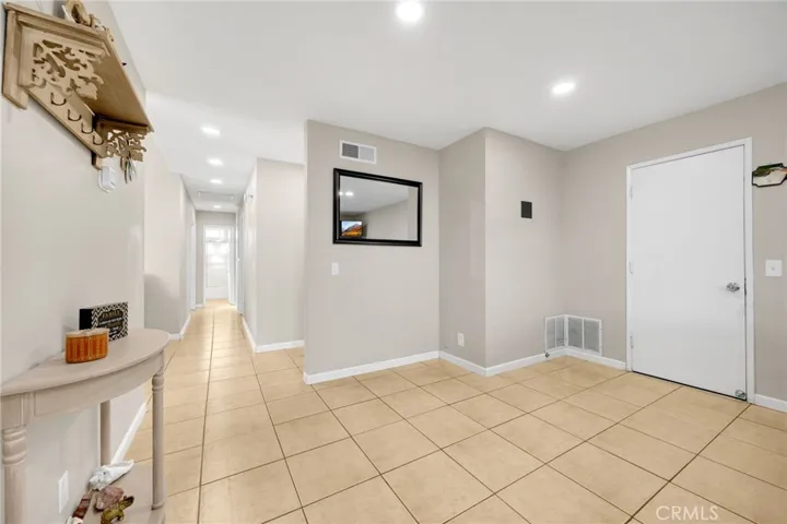 12585 Yorba, Chino, California 91710