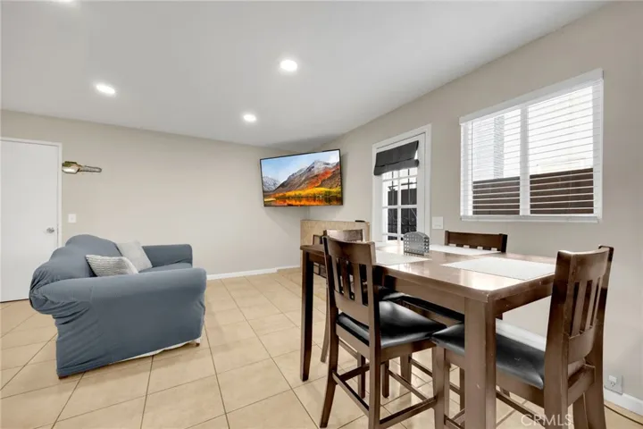 12585 Yorba, Chino, California 91710