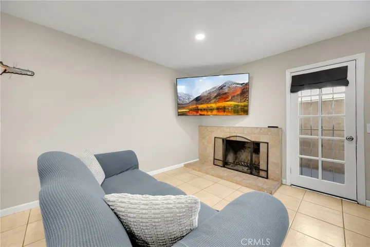 12585 Yorba, Chino, California 91710