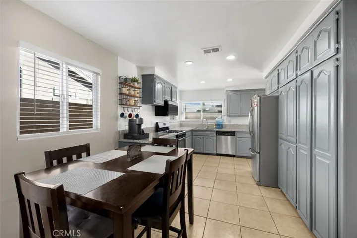 12585 Yorba, Chino, California 91710