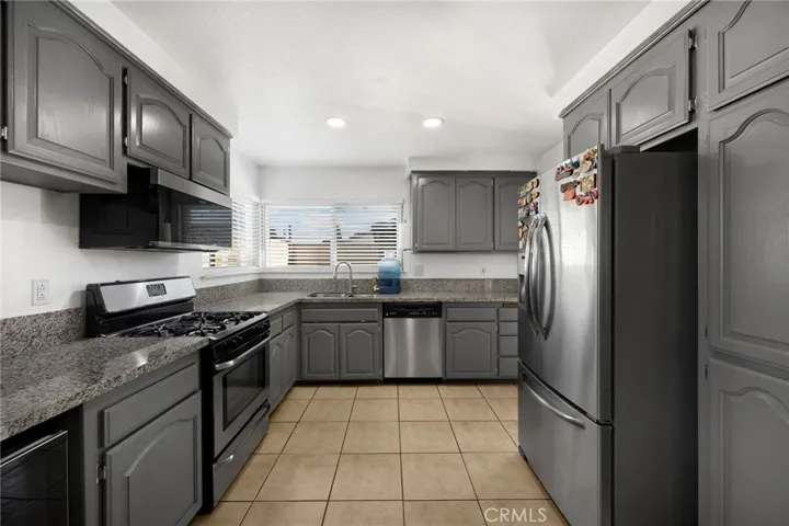 12585 Yorba, Chino, California 91710
