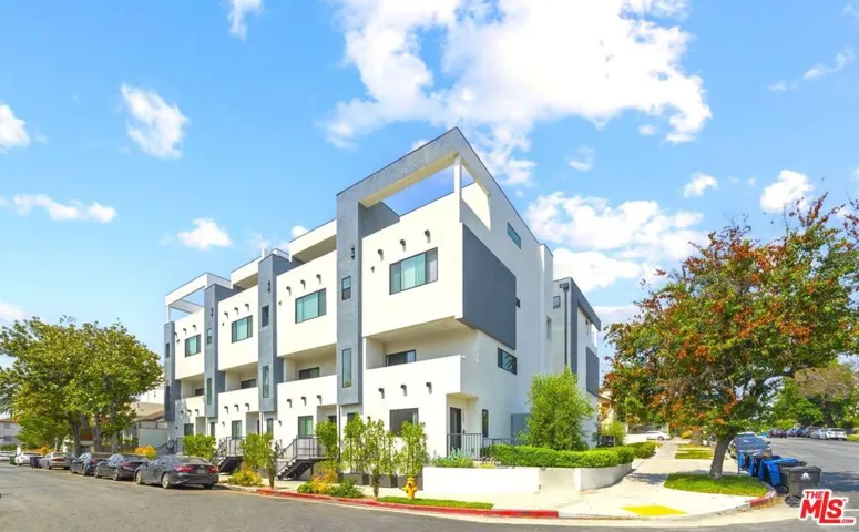 497 N St Andrews Place, Los Angeles, California 90004