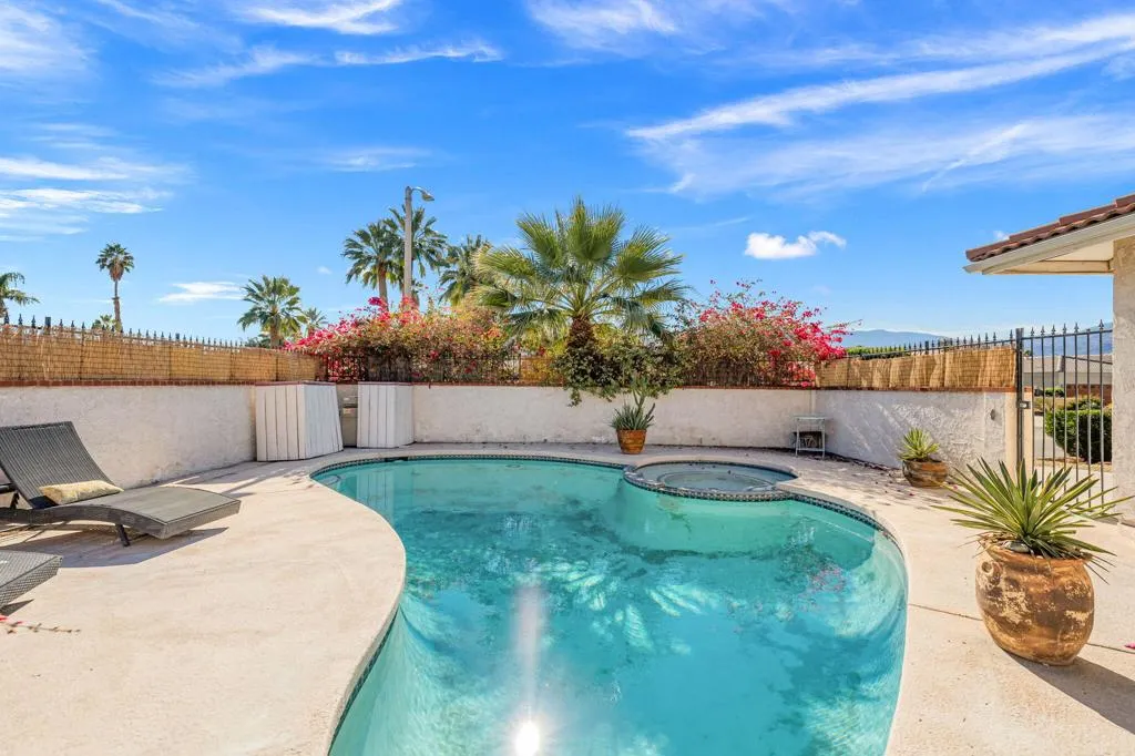 76896 California Drive, Palm Desert, California 92211 home-pic-8