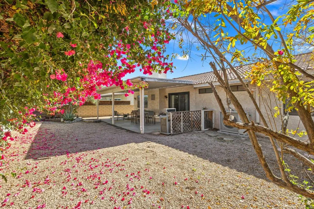 76896 California Drive, Palm Desert, California 92211 home-pic-16