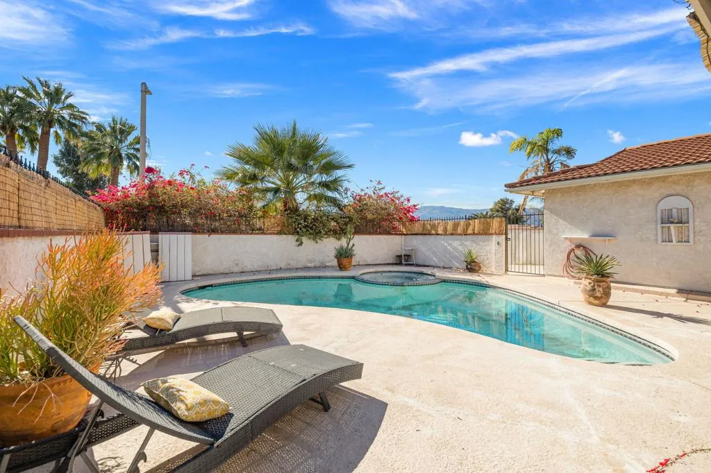 76896 California Drive, Palm Desert, California 92211 home-pic-7