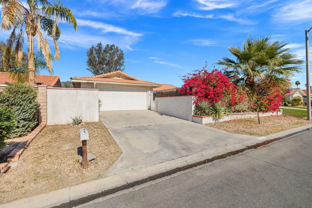 76896 California Drive, Palm Desert, California 92211 home-pic-51