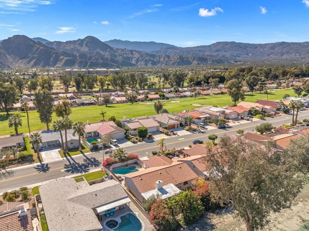 76896 California Drive, Palm Desert, California 92211 home-pic-25