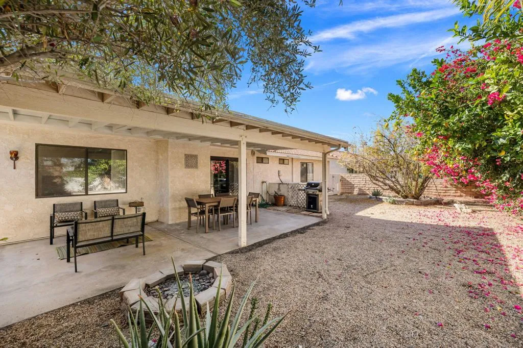 76896 California Drive, Palm Desert, California 92211 home-pic-15