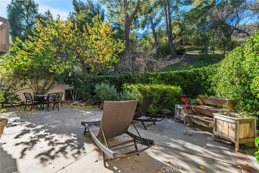 783 North Valley Drive, Westlake Village, California 91362 home-pic-41