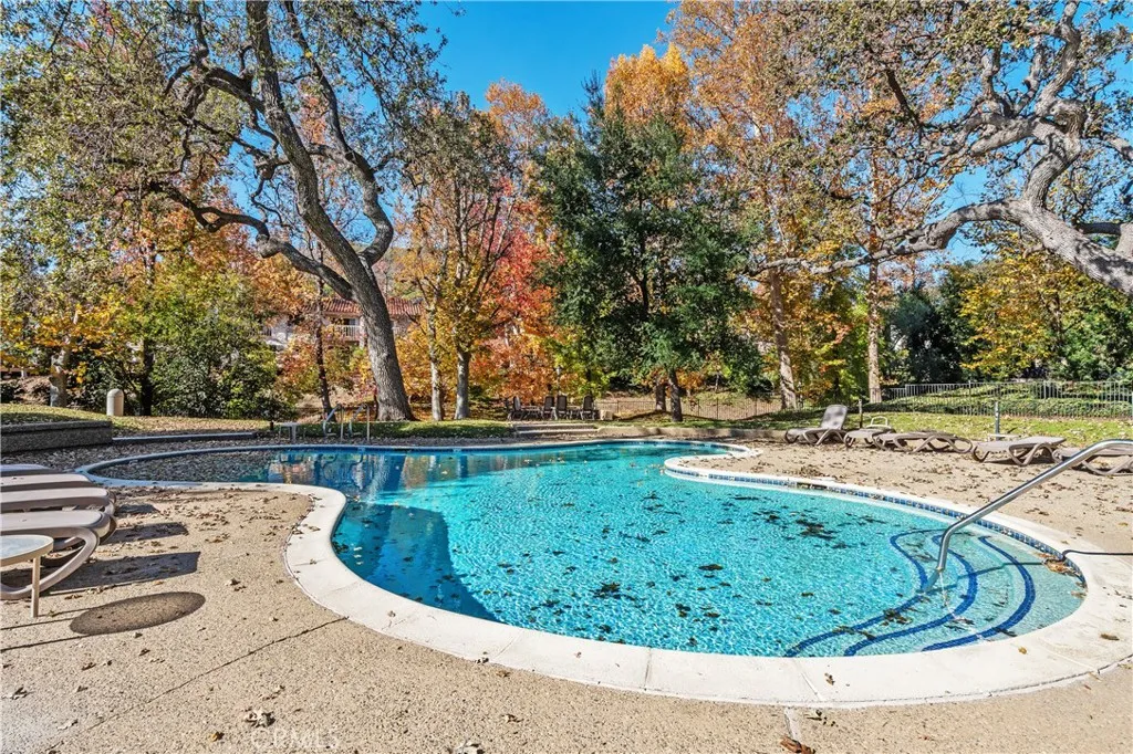 783 North Valley Drive, Westlake Village, California 91362 home-pic-44