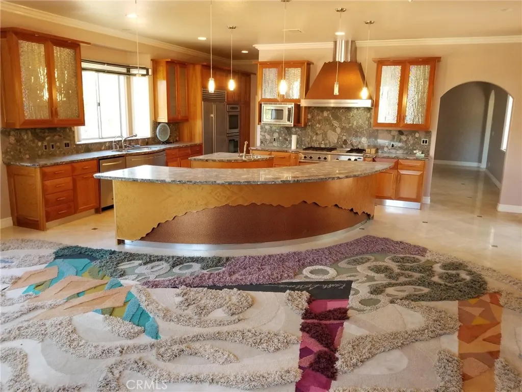 1568 Greens Drive, Chino Hills, California 91709 home-pic-9
