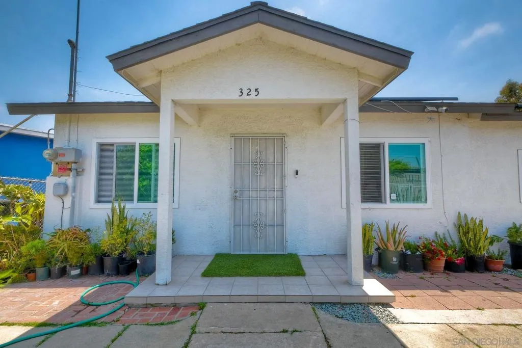 325 Gloria St, San Diego, California 92113 home-pic-6