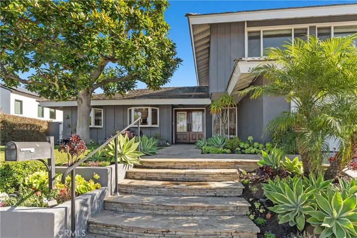 2818 Catalpa Street, Newport Beach, California 92660