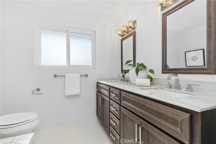 2818 Catalpa Street, Newport Beach, California 92660