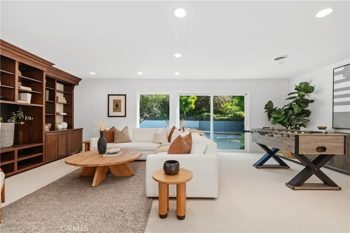 2818 Catalpa Street, Newport Beach, California 92660