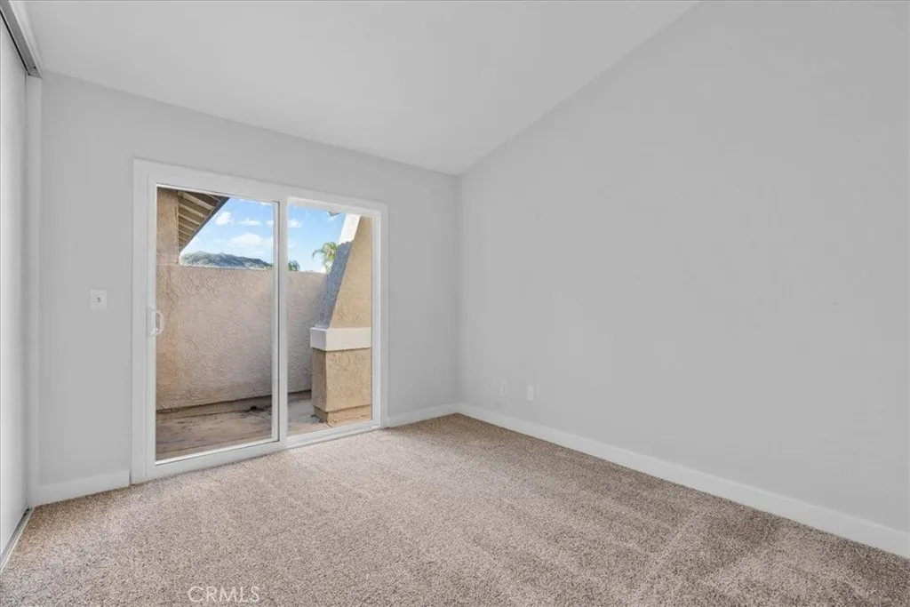 11328 Green Glen, Moreno Valley, California 92557 home-pic-25