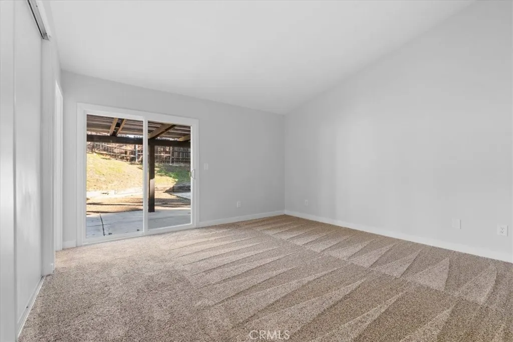 11328 Green Glen, Moreno Valley, California 92557 home-pic-23