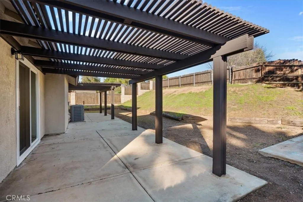 11328 Green Glen, Moreno Valley, California 92557 home-pic-31