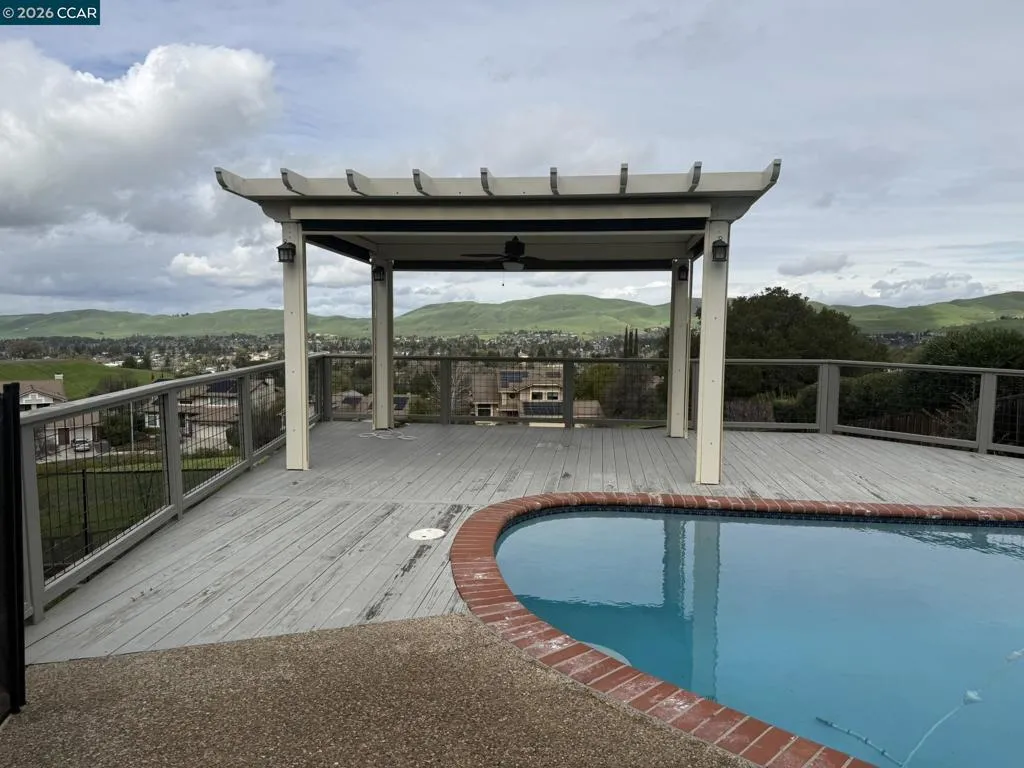 1109 1109 Vista Point Ln, Concord, California 94521 home-pic-27