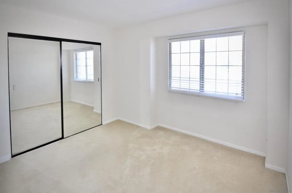 1400 Darwin Dr, Oceanside, California 92056 home-pic-21