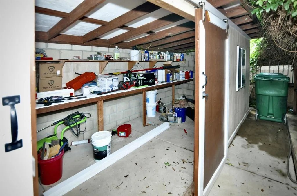 1400 Darwin Dr, Oceanside, California 92056 home-pic-39