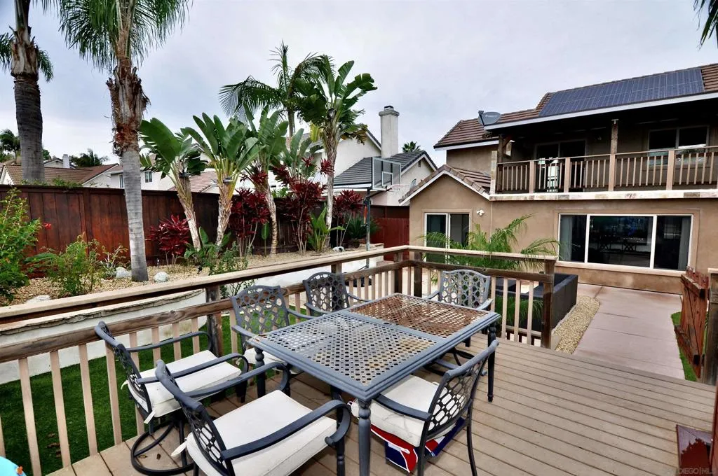 1400 Darwin Dr, Oceanside, California 92056 home-pic-38