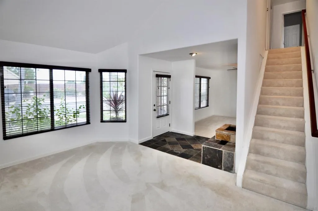 1400 Darwin Dr, Oceanside, California 92056 home-pic-13