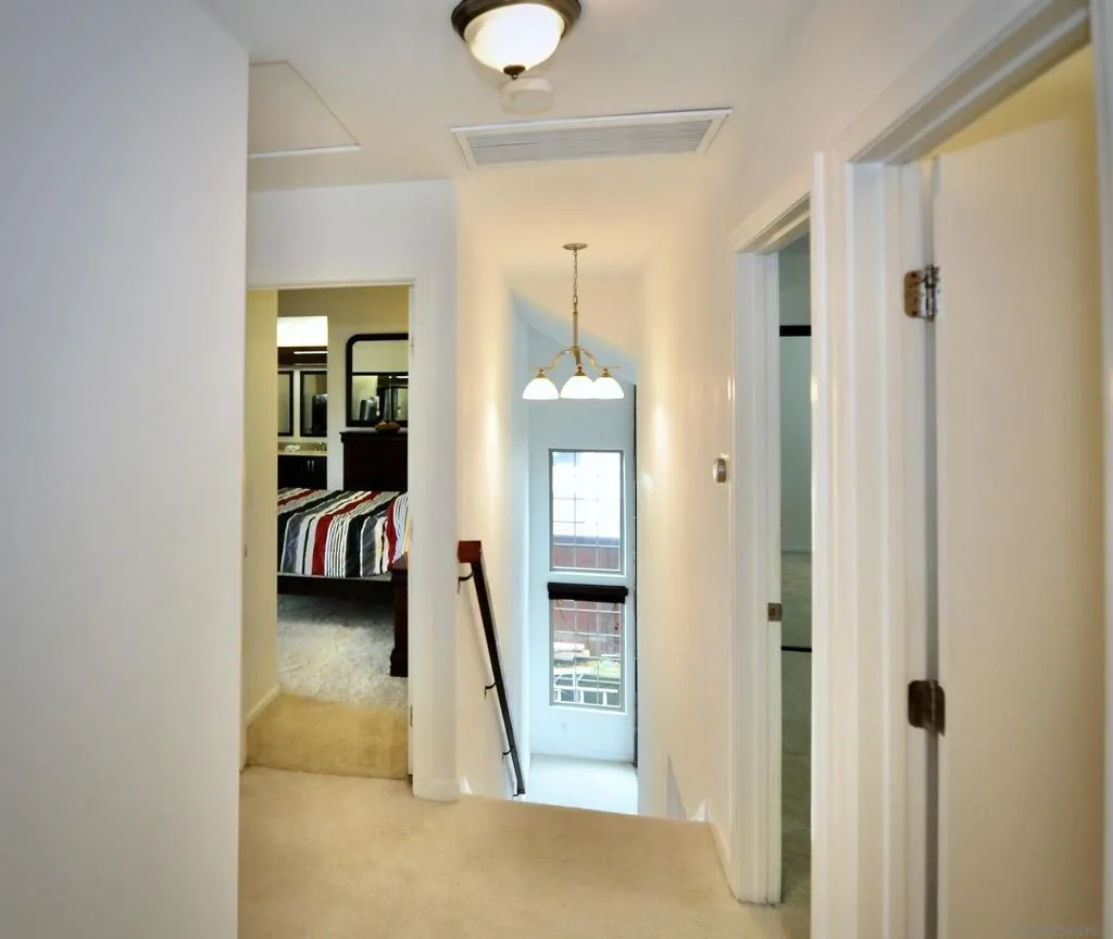 1400 Darwin Dr, Oceanside, California 92056 home-pic-14