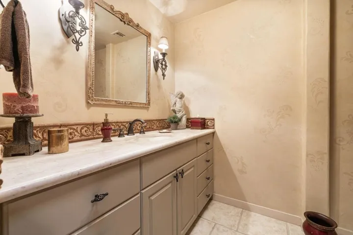 32-web-or-mls-2H8A7740