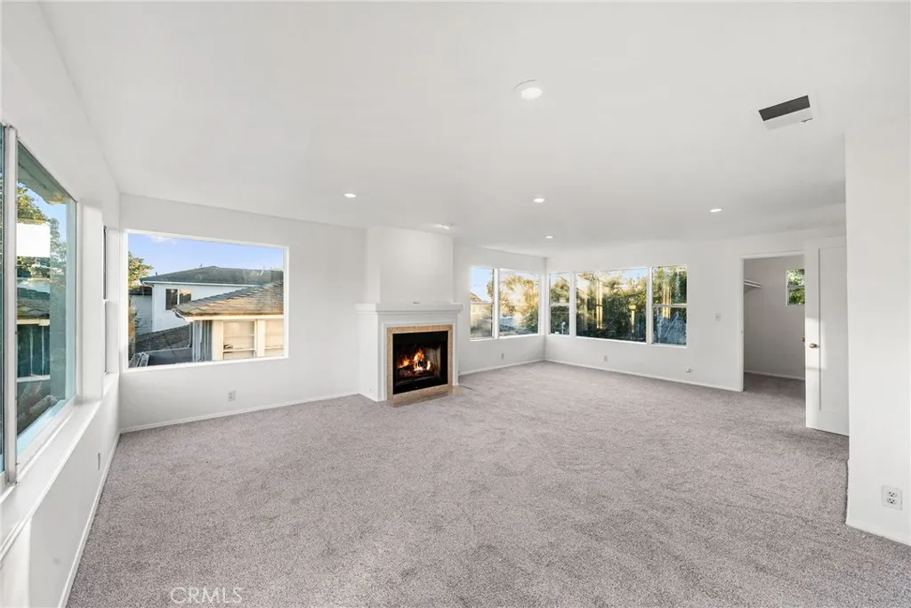545 Manila, Long Beach, California 90814 home-pic-16