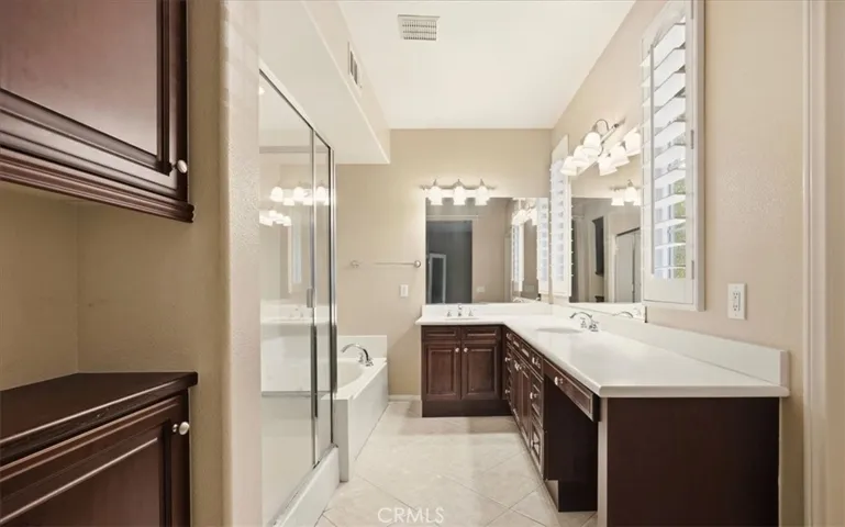 88 Stepping Stone, Irvine, California 92603