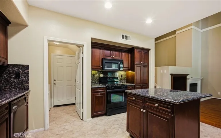 88 Stepping Stone, Irvine, California 92603